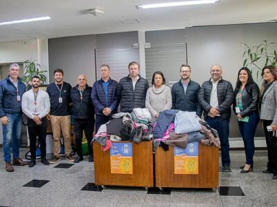 FAS recebe doação de 700 peças de roupas da Câmara Municipal de Curitiba