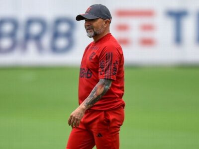 Sampaoli comanda treino em reapresentação do Flamengo