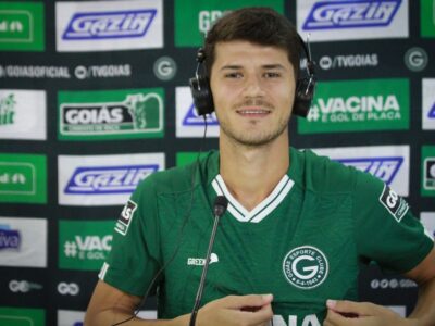 Corinthians tem interesse em Hugo, lateral-esquerdo do Goiás