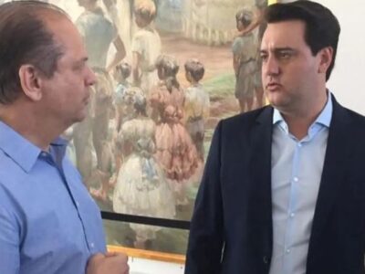 Ratinho Jr exonera quatro secretários para votar LDO