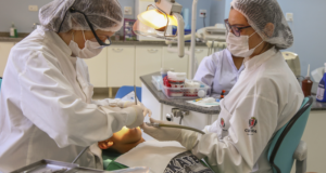 Para ampliar equipes de saúde bucal, Prefeitura de Curitiba convoca 68 profissionais aprovados em concurso