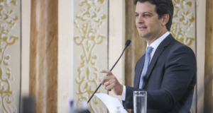 Eduardo Pimentel faz balanço de obras e elenca prioridades para Curitiba em 2026