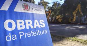 Rua Francisco Derosso terá bloqueio temporário para obras de recape e drenagem no Xaxim