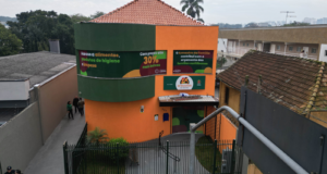 Eduardo Pimentel inaugura nova sede do Armazém da Família na Vila Torres